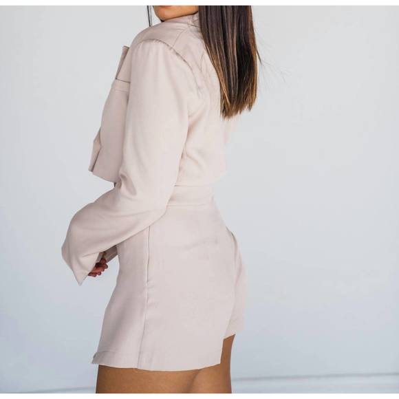 NEW ENSEMBLE work to wine skort in light beige - Picture 6 of 7